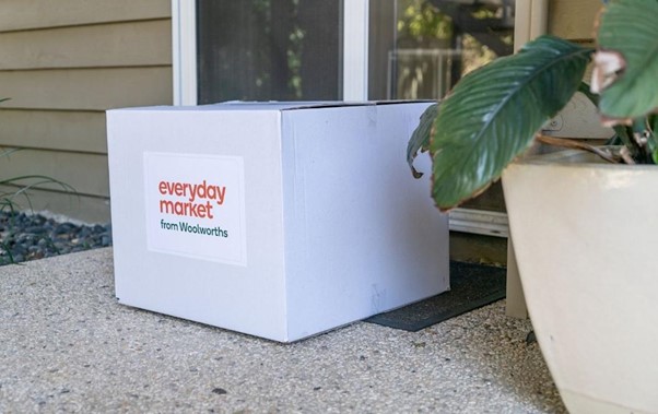 An Everyday Market from Woolworths parcel delivered to a customer's door.
